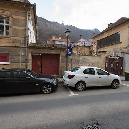 Charming Old Town Flat With Mountain View Apartment Brașov Exterior foto